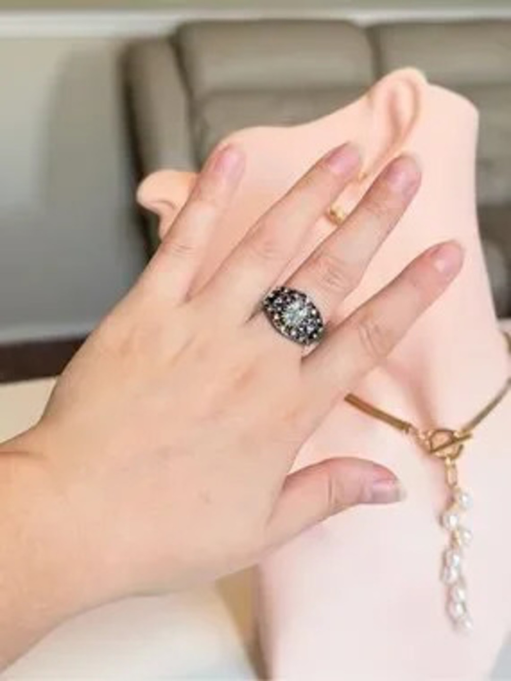 Vintage-Inspired Black and Silver Crystal Cocktail Ring